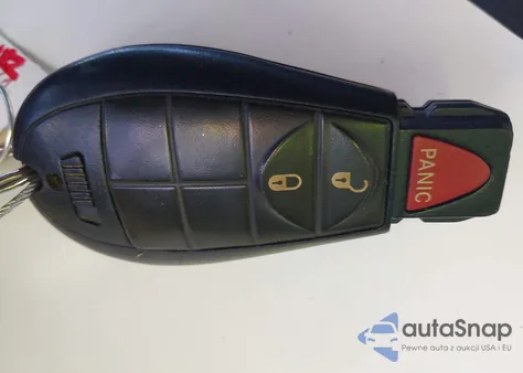 2016 Jeep Cherokee Latitude z USA, uszkodzony, nr VIN 1C4PJMCB8GW295517